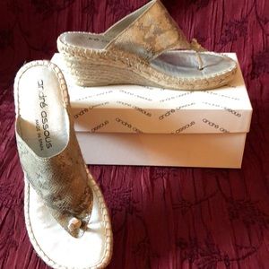 Andre Assous Sandals